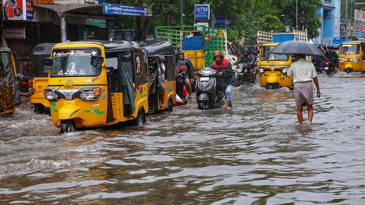 Heavy rains accompanied by gusty winds lashed northern parts of Tamil Nadu on Saturday, disrupting normal life as Cyclone Fengal advanced towards the coast.