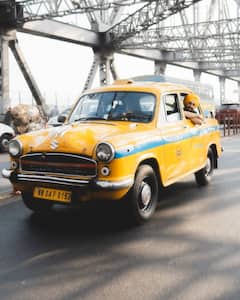 Diljit Dosanjh Wanders Through Timeless Lanes Of Kolkata, Netizens Say, 'City Never Looked This Beautiful'