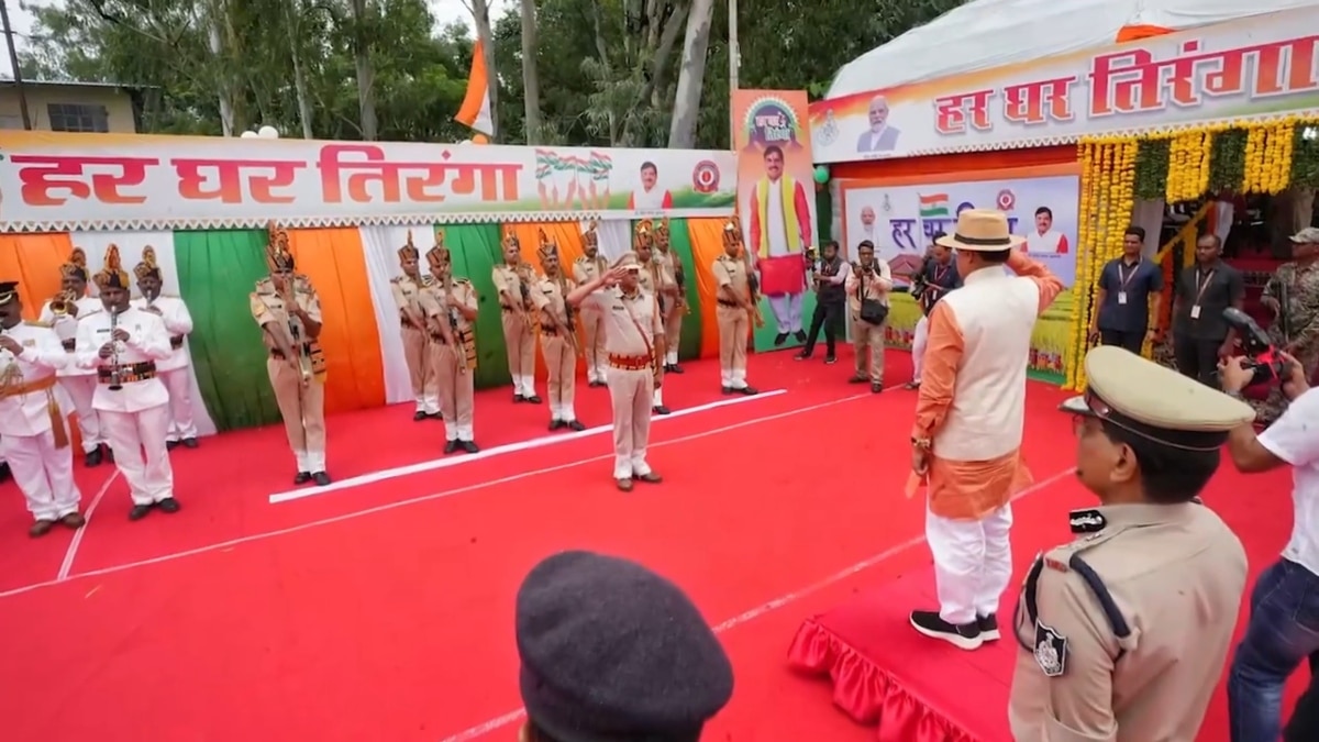 ‘मुख्यमंत्री और मंत्रियों को पुलिसकर्मी विभाग देंगे सलामी, आती है अंग्रेजों की याद’, फरमान जारी