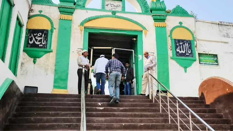 Judicial Panel Reaches Sambhal To Probe Violence During Mosque Survey — Watch