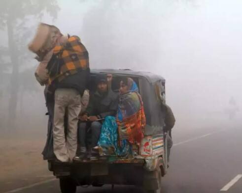 ਦੂਜੇ ਪਾਸੇ ਮੌਸਮ ਵਿਭਾਗ ਅਨੁਸਾਰ ਅੱਜ ਕੋਹਰੇ ਨੂੰ ਲੈ ਕੇ ਫਿਲਹਾਲ ਕੋਈ ਅਲਰਟ ਨਹੀਂ ਹੈ। ਆਉਣ ਵਾਲੇ ਦਿਨਾਂ ਵਿਚ ਵੀ ਕੋਹਰਾ ਪੈਣ ਦੀ ਸੰਭਾਵਨਾ ਘੱਟ ਹੀ ਹੈ ਜਦਕਿ ਆਉਂਦੇ ਦਿਨਾਂ ਵਿਚ ਤਾਪਮਾਨ 1 ਤੋਂ 2 ਡਿਗਰੀ ਦੀ ਗਿਰਾਵਟ ਦੇਖਣ ਨੂੰ ਮਿਲ ਸਕਦੀ ਹੈ।