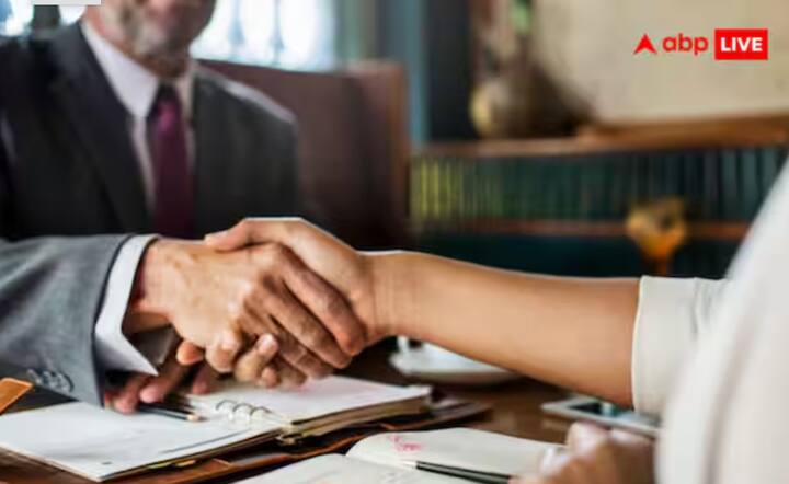 ਚਿਤੌੜਗੜ੍ਹ ਦੇ ਰਹਿਣ ਵਾਲੇ ਸਤਪਾਲ ਅਰੋੜਾ ਨੇ 81 ਸਾਲ ਦੀ ਉਮਰ ਵਿੱਚ ਕਾਨੂੰਨ ਦੀ ਪ੍ਰੈਕਟਿਸ ਸ਼ੁਰੂ ਕਰ ਦਿੱਤੀ ਹੈ। ਉਹ ਚਿਤੌੜਗੜ੍ਹ ਦੇ ਪ੍ਰਤਾਪਗੜ੍ਹ ਦਾ ਰਹਿਣ ਵਾਲਾ ਹੈ ਅਤੇ 81 ਸਾਲ ਦੀ ਉਮਰ ਵਿੱਚ ਕਾਨੂੰਨ ਦੀ ਪੜ੍ਹਾਈ ਕਰ ਰਿਹਾ ਹੈ।