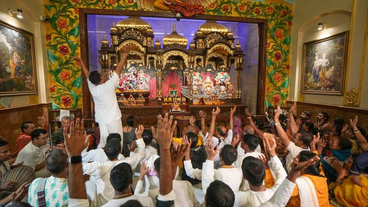 ISKCON Kolkata Holds Prayers For Safety Of Hindus, Other Minorities In Bangladesh Amid Tensions