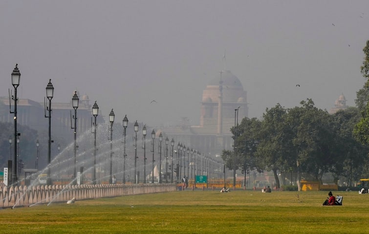 Delhi's Air Quality Improves With First ‘Poor’ Category AQI In A Month, Experts Credit These Factors