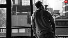 जब ब्रेकअप के बाद इस एक्टर का बुरी तरह टूट गया था दिल, सेट पर बहाता था आंसू