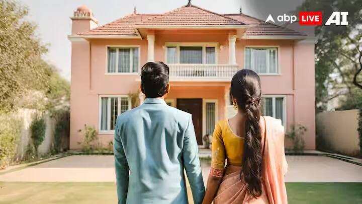 વ્યક્તિ તેના રોજિંદા જીવનમાં પરિચિતો સાથે ઘણી વસ્તુઓની આપ-લે કરે છે. પરંતુ કેટલીક વસ્તુઓ એવી હોય છે જે ક્યારેય કોઈના ઘરેથી ન લાવવી જોઈએ. કારણ કે અન્ય લોકોના ઘરે લાવેલી આ વસ્તુઓ તમને મુશ્કેલીમાં મૂકી શકે છે.