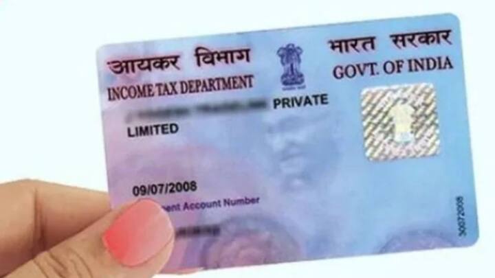 जब तक लोगों के पास नया हाईटेक पैन कार्ड नहीं पहुंचता. तब तक उनका पुराना पैन कार्ड ही वैलिड रहेगा. लेकिन अगर किसी को अपने पैन कार्ड में कोई जानकारी अपडेट करवानी है. तो इसके बाद जब वह अपडेटेड पैन कार्ड मंगवाता है. तो उसे नया पैन कार्ड PAN 2.0 के तहत ही जारी किया जाएगा.