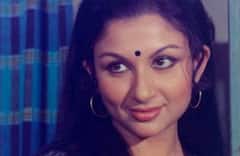 Sharmila Tagore Bikini Poster: अख्ख्या मुंबईत लावलेले अभिनेत्रीचे बिकनीतले पोस्टर्स; पण अचानक होणारी सासू भेटायला निघाली अन्...