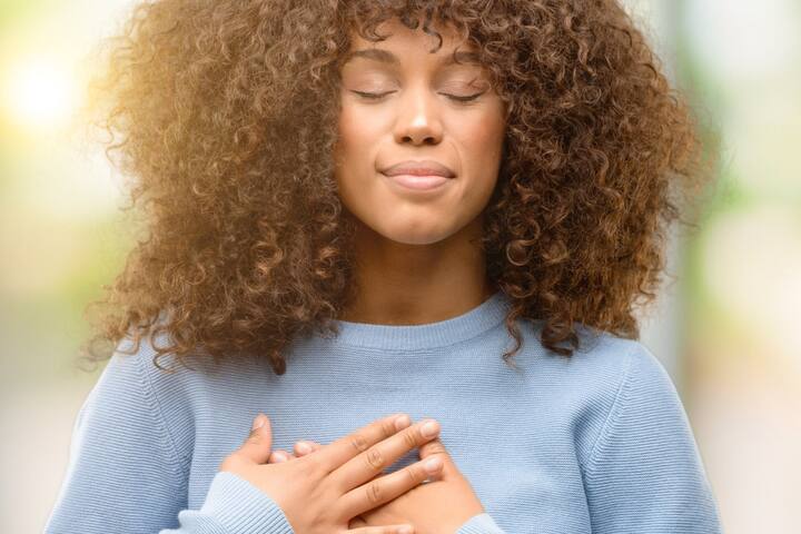 या मूलांकाचे लोक स्वभावाने खूप शांत आणि सहनशील असतात. अगदी कठीण परिस्थिती जरी आली तरी हे लोक आपला संयम गमावत नाहीत. उलट धैर्याने परिस्थितीचा सामना करतात.