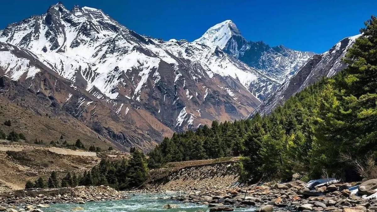 From Jibhi To Prashar Lake: 5 Off-Beat Places To Experience Snowfall In Himachal Pradesh