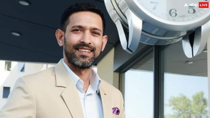 Vikrant Massey Net Worth: द साबरमती रिपोर्ट एक्टर विक्रांत मैसी ने  करोड़ों की दौलत के मालिक हैं. एक्टर के पास कई महंगी चीजें भी हैं. उनकी नेटवर्थ जानकर आपके होश उड़ जाएंगे.