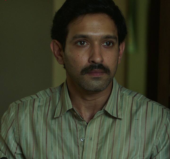 विक्रांत के वर्कफ्रंट की बात करें तो उन्हें पिछली बार फिल्म सेक्टर 36 में देखा गया. उन्होंने फिर आई हसीन दिलरुबा और ब्लैकआउट में भी काम किया.
