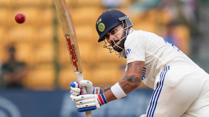 এরই মাঝে ক্রাইস্টচার্চে ইংল্যান্ডের কাছে হেরে বসেছে নিউজ়িল্যান্ড। তাতে ভারত, দক্ষিণ আফ্রিকা ও অস্ট্রেলিয়ার মধ্যে ফাইনালে জায়গা করে নেওয়ার লড়াই আরও জমজমাট হয়েছে।