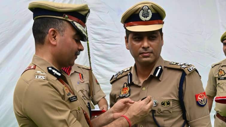 Basti division new DIG 2009 Batch IAS Dinesh Kumar P he transferred 24 times in 14 years ann बस्ती मंडल के नए डीआईजी होंगे दिनेश कुमार पी, 14 साल में 24 बार हो चुका है ट्रांसफर