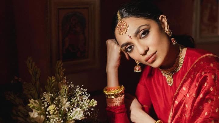 Sobhita Dhulipala Weight Loss: বিয়ের সময় চান শোভিতার মতোই তন্বী চেহারা আর ঝলমলে ত্বক? তাহলে মেনে চলুন শোভিতার এই সহজ টিপসগুলি