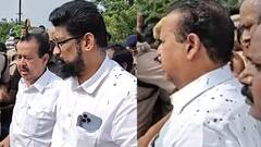 ”பெரும் பரபரப்பு – அமைச்சர் பொன்முடி மீது சேறு வீச்சு” விழுப்புரத்தில் மக்கள் ஆவேசம்..!