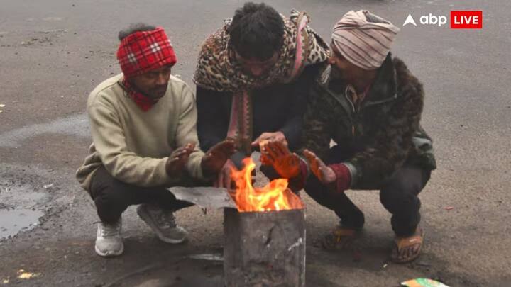 दिल्ली में दिसंबर के पहले सप्ताह में मौसम सामान्य रहेगा. इस सप्ताह तापमान 26 डिग्री सेल्सियस से नीचे जाने के आसार नहीं हैं. अगले कुछ दिनों में मामूली गिरावट हो सकती है और ठंड महसूस करने के लिए 12-15 दिसंबर का इंतजार करना होगा.