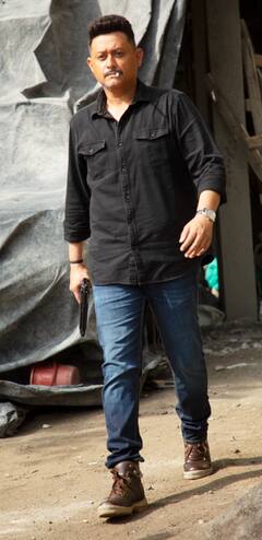 Swapnil Joshi : रोमँटीक हिरो स्वप्नीलचा बेधकड डॅशिंग अंदाज, ‘जिलबी’ सिनेमातील लूकने वेधलं लक्ष