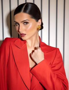 इस हसीना ने चाइल्ड आर्टिस्ट के तौर पर शुरू किया था करियर, फिल्मों से ज्यादा कपूर खानदान के बेटे संग रिलेशनशिप को लेकर बटोरी थी सुर्खियां