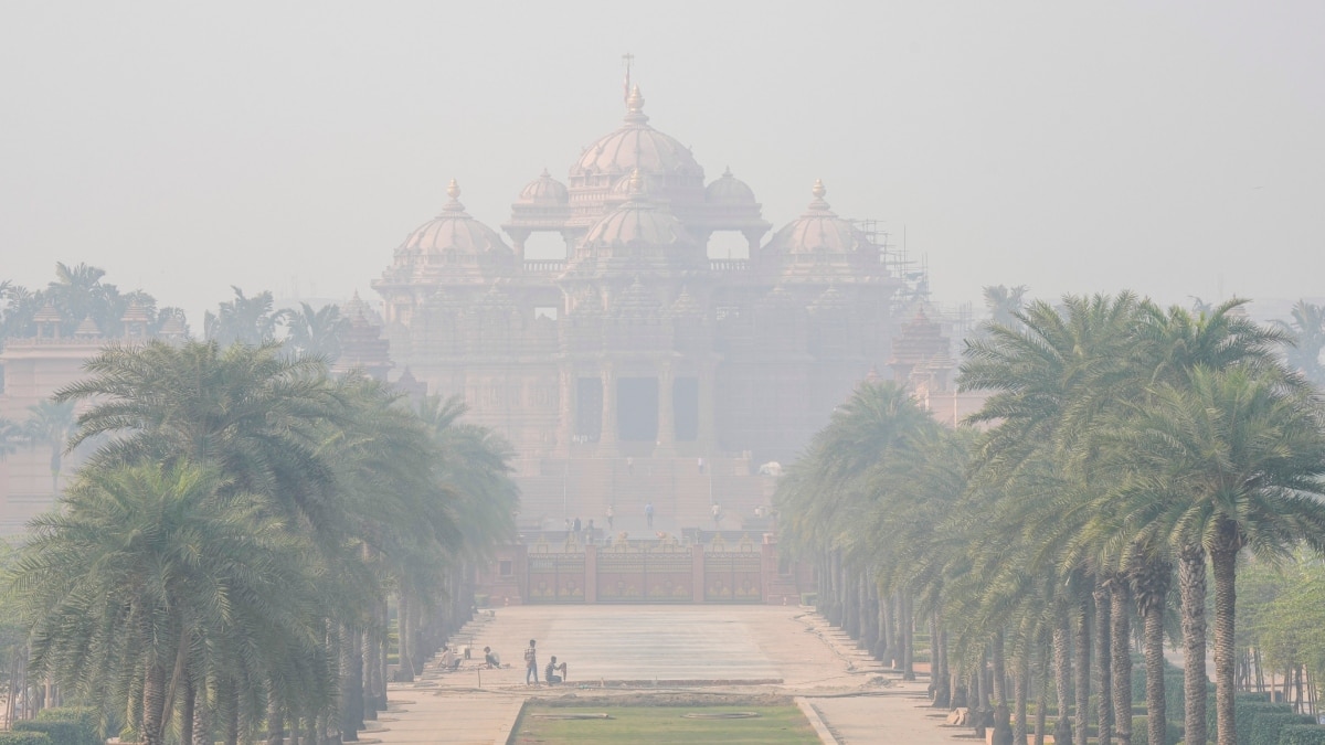 दिल्ली में हवा की गुणवत्ता थोड़ी सुधरी, AQI 268 दर्ज, बुधवार को जानें कैसा रहेगा मौसम?