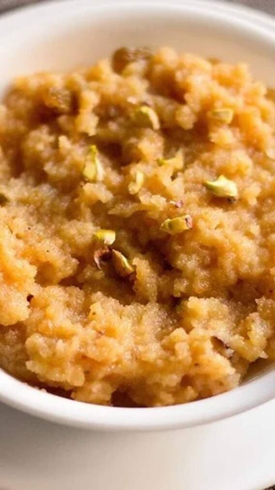 दिल्ली की सर्दी में खाएं ये 4 खास मिठाइयां