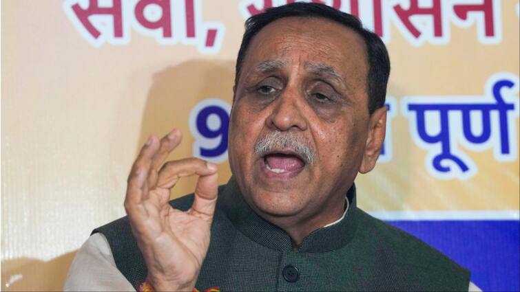 Maharashtra CM Name BJP observers Vijay Rupani reaction On Eknath Shinde MLAs Meeting महाराष्ट्र में किसका होगा CM? 'एकनाथ शिंदे ने साफ कर दिया है कि...', BJP पर्यवेक्षक विजय रूपाणी का बड़ा बयान