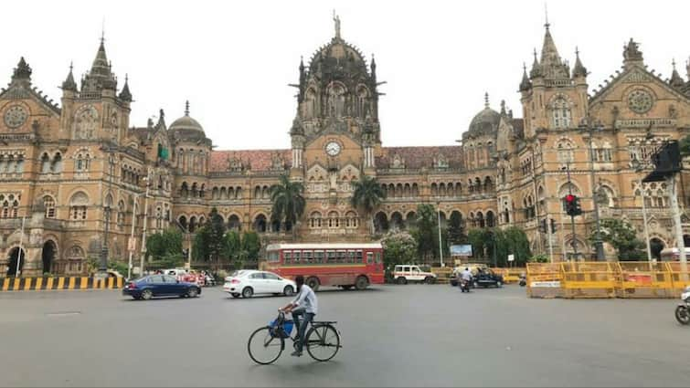 Explore Mumbai: From The Historic Elephanta Caves To The Popular Juhu Beach