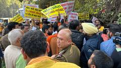 हनुमानगढ़ी के महंत राजू ने संयुक्त राष्ट्र के बाहर किया प्रदर्शन, केंद्र सरकार से की हिंदुओं की सुरक्षा की मांग