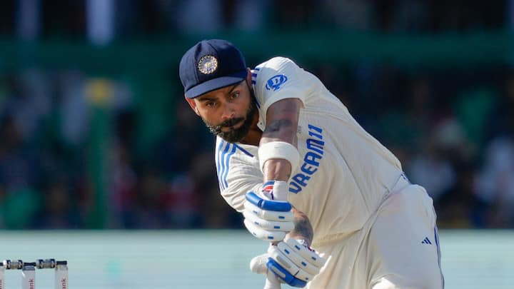 दिसंबर 2014 में कोहली ने एडिलेड के मैदान पर दोनों पारियों में शतक (115 और 141) जड़े थे. यह कोहली का बतौर कप्तान पहला टेस्ट था.