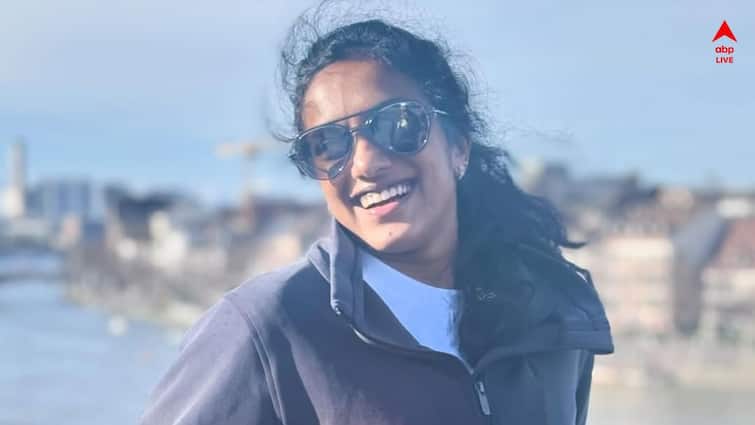 pv sindhu to get married with Venkata datta sai know about double Olympic medallists would be PV Sindhu: সিন্ধু পরিবারে বিয়ের সানাই, জোড়া অল্পিম্পিক্স পদকজয়ীর হবু স্বামীর রয়েছে IPL-যোগ
