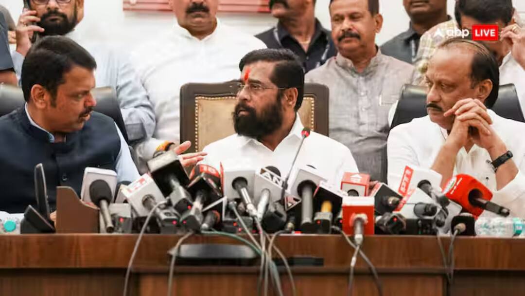 Maharashtra Cabinet Ministers List BJP 17 NCP 7 Shivsena 7 CM Devendra Fadnavis Eknath Shinde Ajit Pawar Deputy CM ANN Maharashtra Ministers List: महाराष्ट्र कैबिनेट में BJP-NCP और शिवसेना से कौन-कौन नेता बनेंगे मंत्री? देखें पूरी संभावित लिस्ट