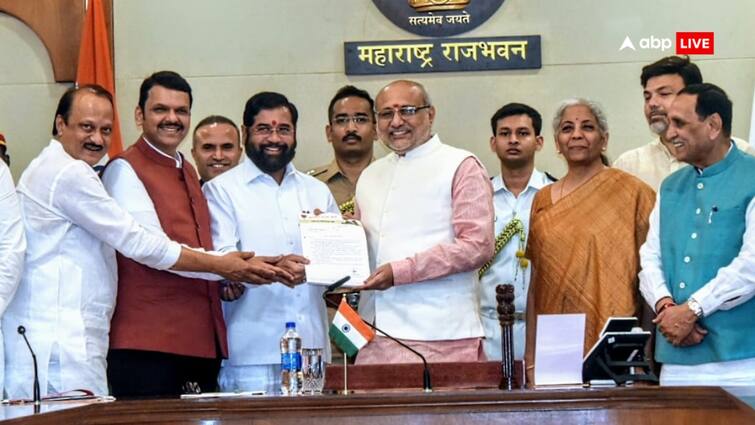 Maharashtra New CM Devendra Fadnavis Oath Taking Ceremony on 5 December Mahayuti Eknath Shinde Ajit Pawar महायुति ने पेश किया सरकार बनाने का दावा, फडणवीस की अपील- कैबिनेट में शामिल हों शिंदे