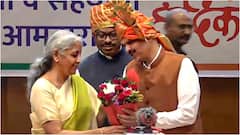 BJP की बैठक में 'देवा भाऊ' के नारे, विधायक दल का नेता चुने जाने पर ऐसा था देवेंद्र फडणवीस का रिएक्शन