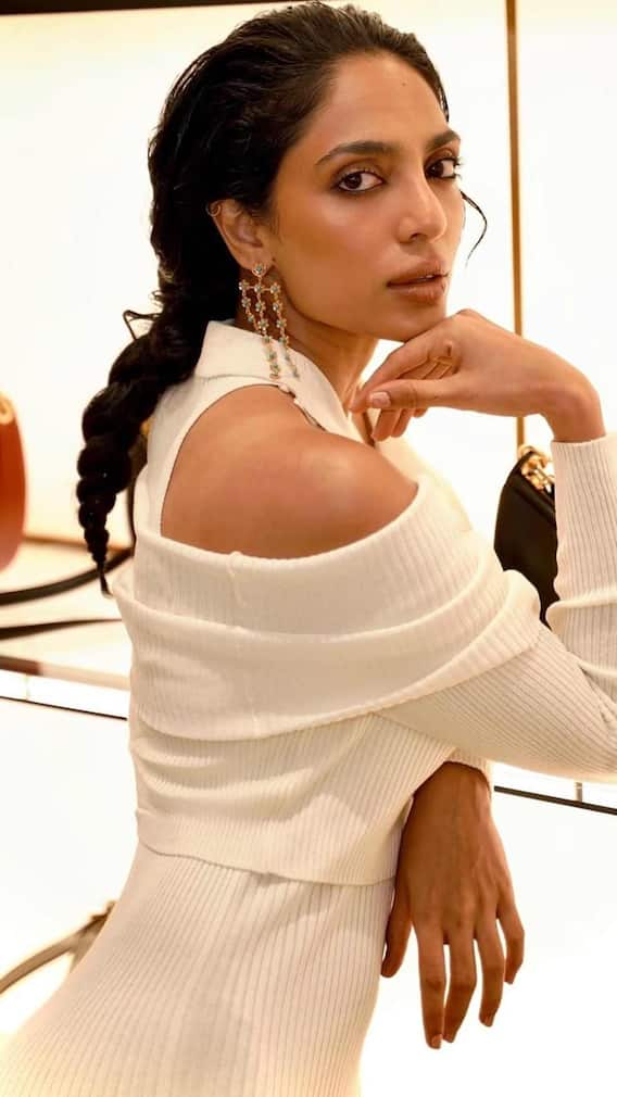 शोभिता धुलिपाला हैं बेहद एजुकेटिड, जानें कहां तक की है पढ़ाई