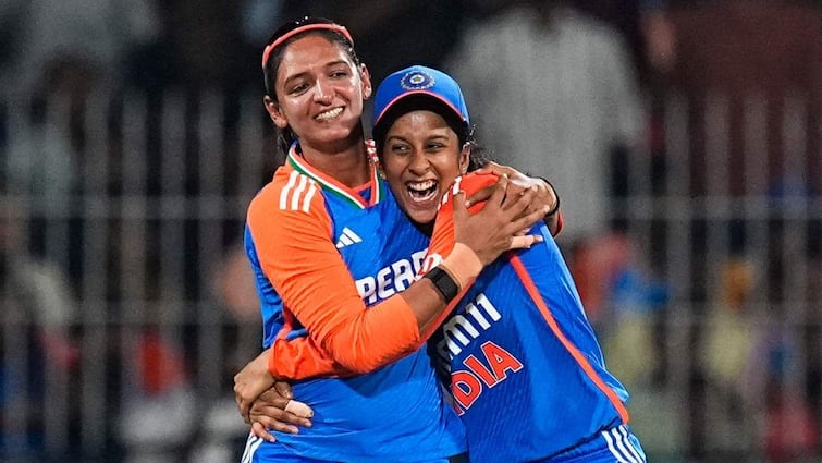 भारत और ऑस्ट्रेलिया के बीच वनडे मैच, जानें कब और कैसे फ्री में देख सकते हैं मैच