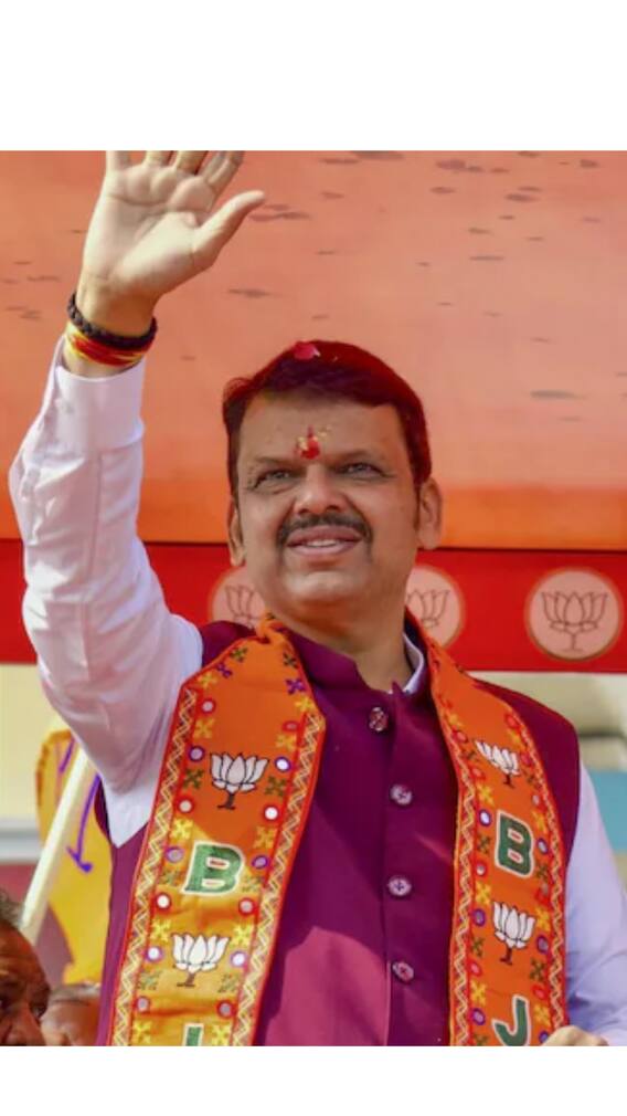 देवेंद्र फडणवीस महाराष्ट्राचे नवे मुख्यमंत्री