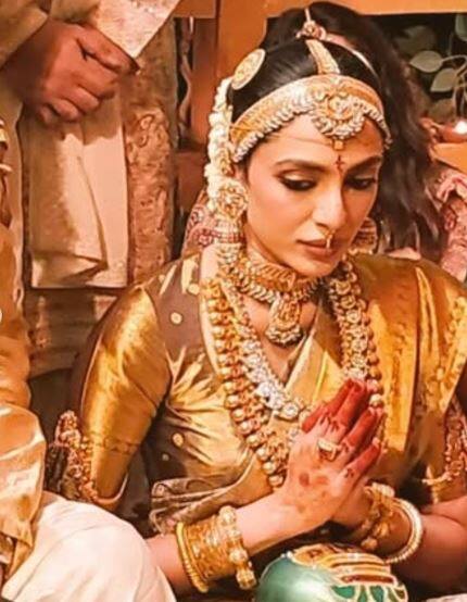 இவர்களின் திருமணம் கோவாவில் மிக பிரமாண்டமாக நடந்தது. நாக சைதன்யா குடும்ப வழக்கப்படி இந்து முறைப்படியும், சமந்தா குடும்ப வழக்கப்படி கிருஸ்தவ முறைப்படியும் இந்த திருமணம் நடந்து முடிந்தது.