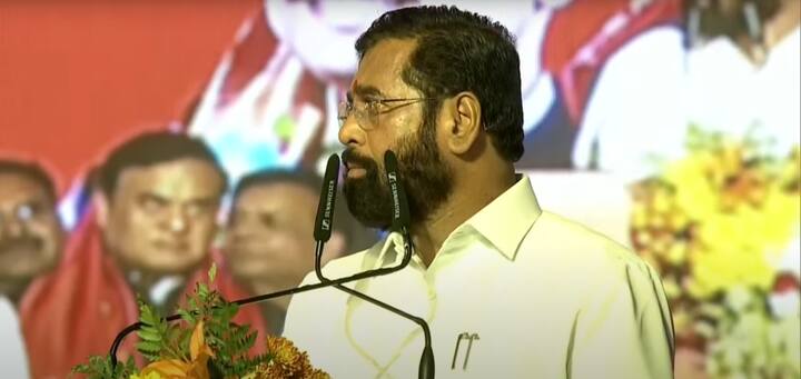 त्यांना कुत्सितपणे रिक्षावाला म्हणून हिणवले होते.