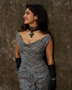 Bhumi Pednekar : बॉलीवूड अभिनेत्री भूमी पेडणेकरचा हटके लूक; पाहा फोटो!