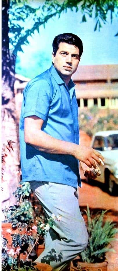 Very few people would know that the actor got a fee of only Rs 51 for this film. But within a few years, his name started becoming famous in Bollywood.