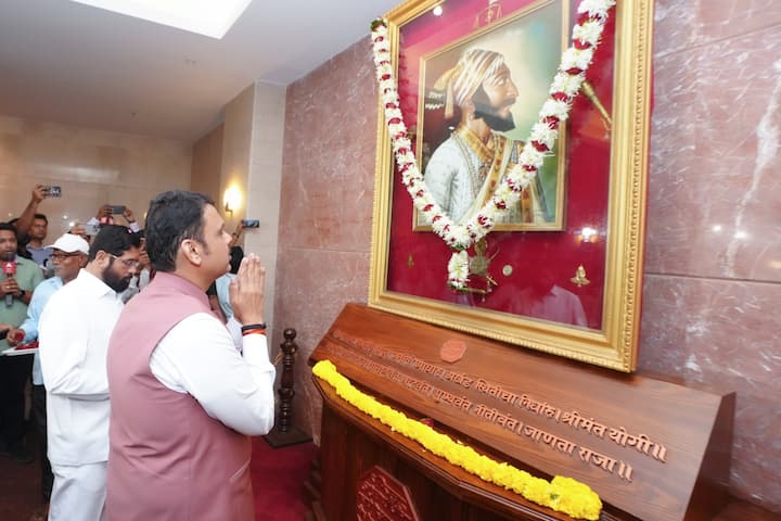 मुख्यमंत्री ने कहा कि कई बार जब मंत्रिमंडल बनता है तो क्षेत्रीय संतुलन, अलग-अलग समाजों का प्रतिनिधित्व होता है.