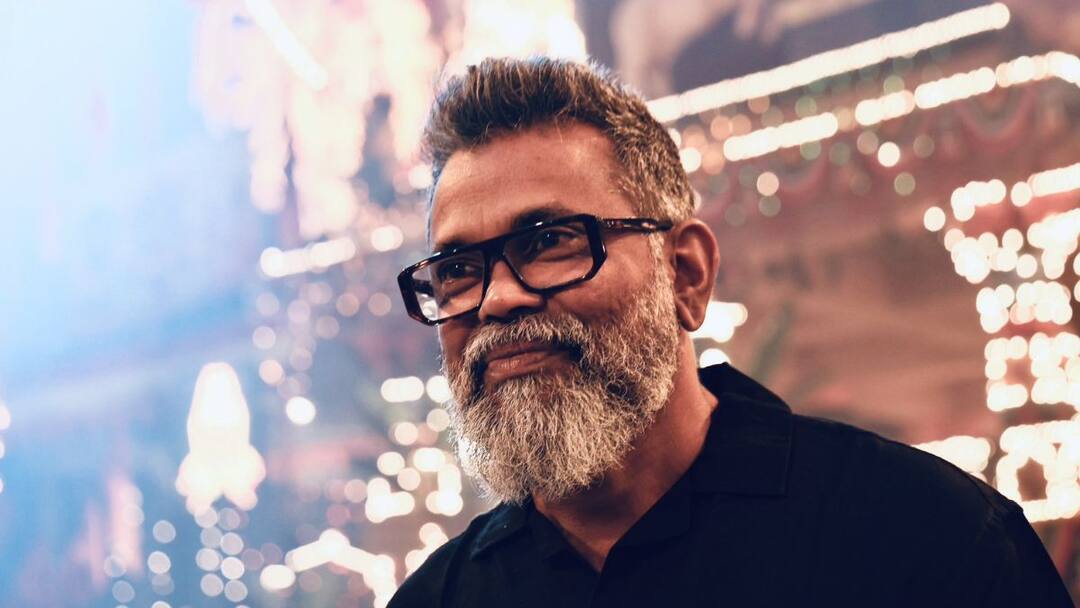 Sukumar: 'ఆర్య' నుంచి 'పుష్ప 2' వరకూ... సుకుమార్ హీరోలలో ఈ లోపాలు గమనించారా? Director Sukumar and his flawed yet relatable heroes from Arya to Pushpa 2 Sukumar: 'ఆర్య' నుంచి 'పుష్ప 2' వరకూ... సుకుమార్ హీరోలలో ఈ లోపాలు గమనించారా?