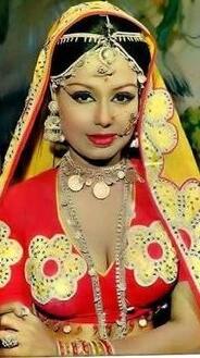 जब कैबरे डांसर बन गई रामायण की कैकेई, रियल लाइफ में झेली नफरत