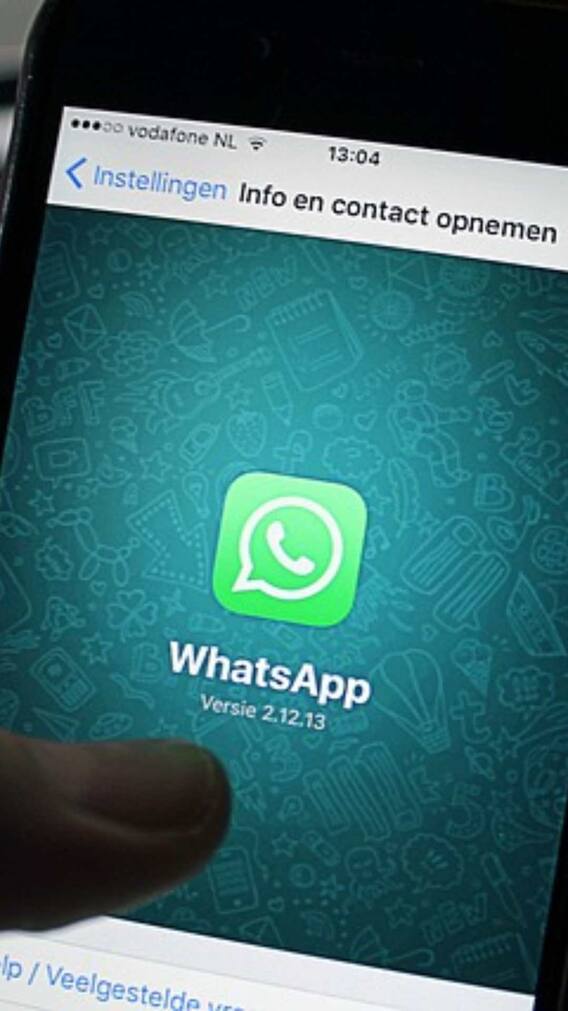 Whatsapp में ऑन करें ये सेटिंग्स, नहीं लगा पाएगा कोई सेंध!