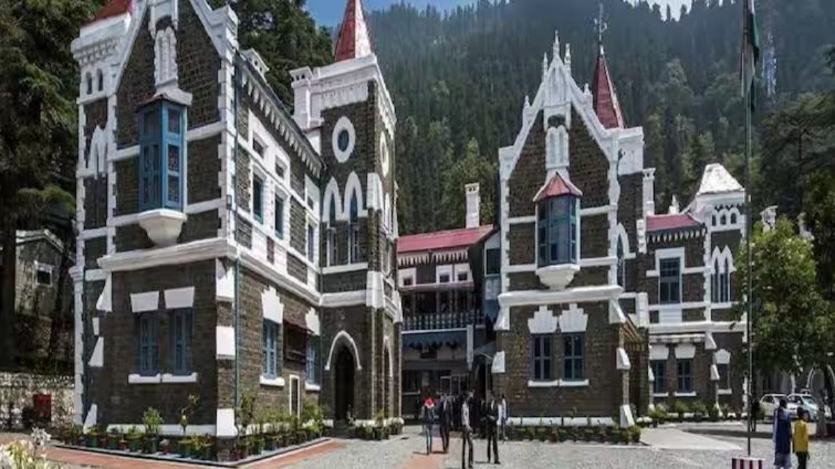 Uttarkashi Masjid Dispute: उत्तरकाशी की मस्जिद को लेकर नहीं थम रहा विवाद, HC में सुनवाई आज, क्षेत्र में बढ़ाई गई सुरक्षा