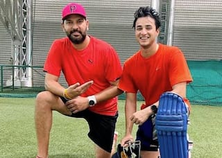 6,6,6,6,6,6,4 ਯੁਵਰਾਜ ਦੇ 'ਚੇਲੇ' ਅਭਿਸ਼ੇਕ ਸ਼ਰਮਾ ਨੇ ਮਚਾਈ ਤਬਾਹੀ , ਸਭ ਤੋਂ ਤੇਜ਼ ਸੈਂਕੜਾ ਜੜਕੇ ਬਣਾਇਆ ਵਿਸ਼ਵ  ਰਿਕਾਰਡ, ਜੜੇ 11 ਛੱਕੇ ਤੇ 8 ਚੌਕੇ