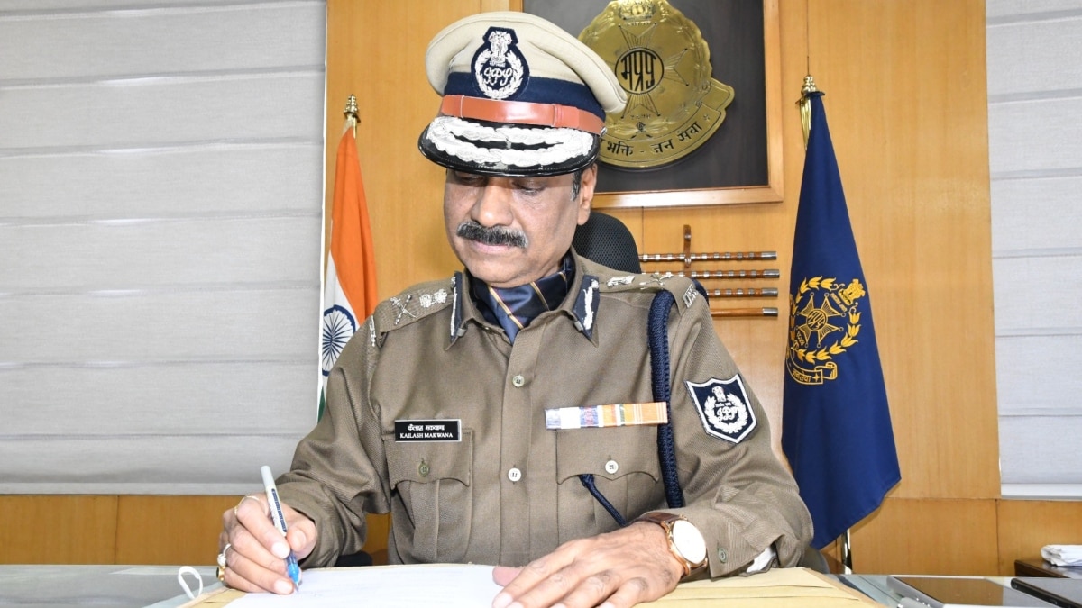 MP: एमपी में अब पुलिस थानों पर होगी जनसुनवाई, DGP कैलाश मकवाना ने दिए आदेश