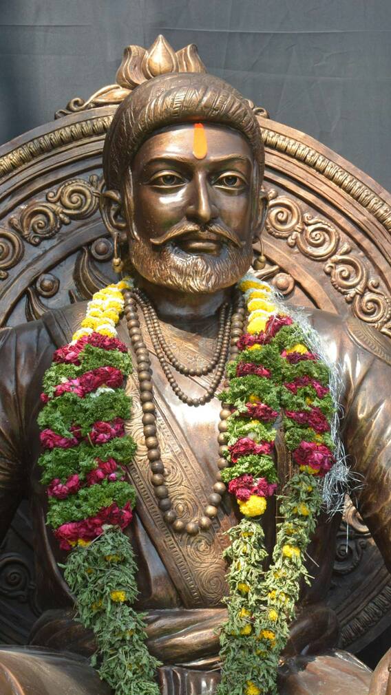 क्यों छत्रपति शिवाजी महाराज को कहा जाता है फादर ऑफ इंडियन नेवी?