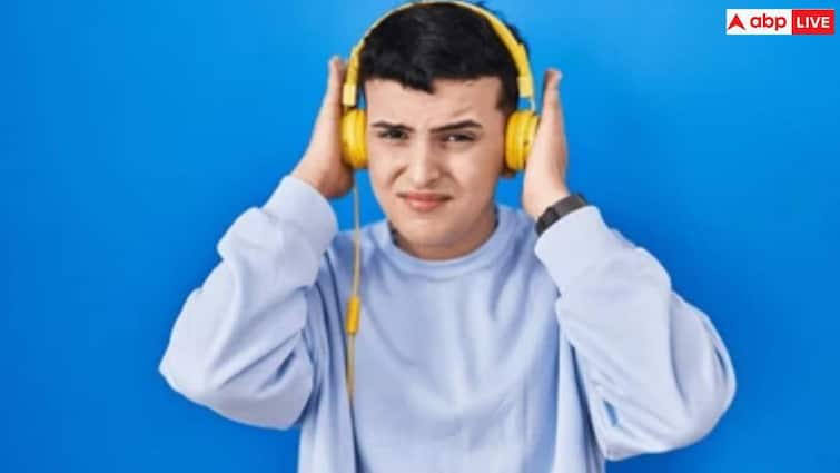 Listening to loud music has a bad effect on the ears, the doctor gave these special tips