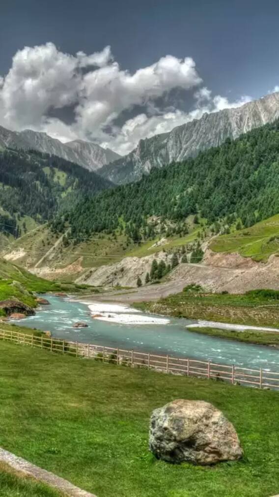 सोनमर्ग की 5 अद्भुत जगहें, जो टूरिस्टों को बार-बार आने पर कर देती हैं मजबूर